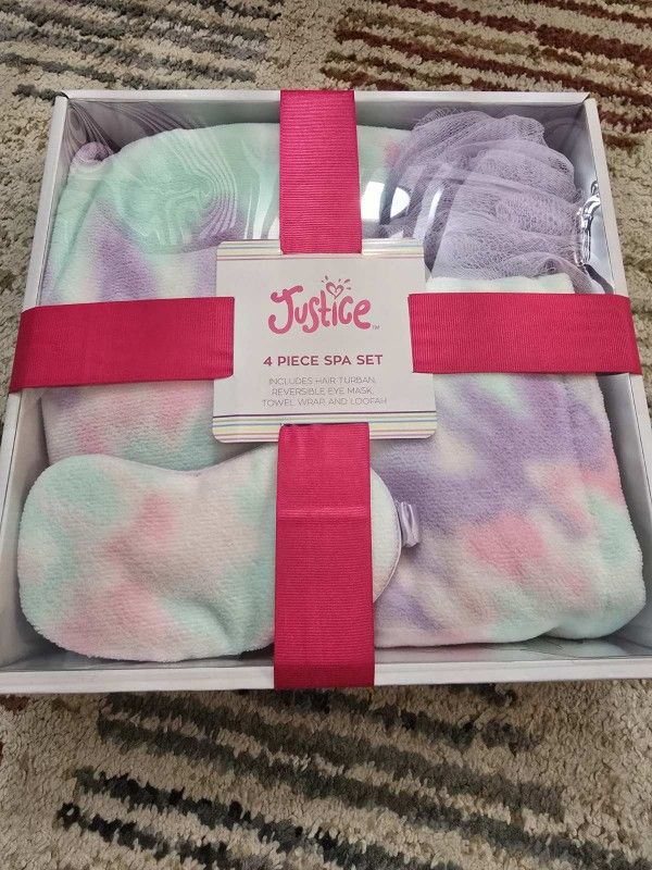 New 4-Piece Spa Gift Set