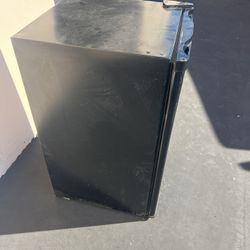 Mini Fridge Great Shape 