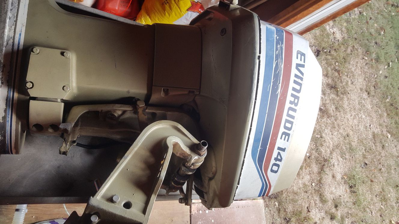 Evinrude outboard boat motor