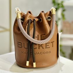 Marc Jacobs Bucket Authentic 