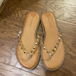 Tahari flat slides. Fit size 7