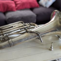 🎶3/4 B-flat 3 valve DEG Caravelle Tuba (no case) for sale in Suffern