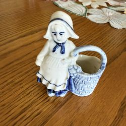 Vintage Ceramic German Girl