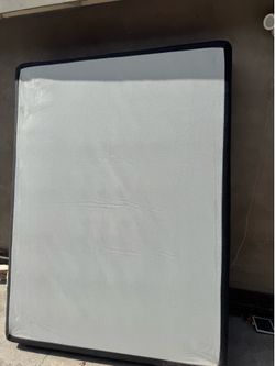 Free queen box spring and metal frame