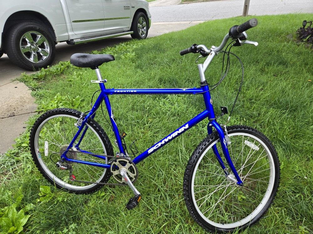 Schwinn Frontier 21 Speed Mountain Bike 24 Inch Rigid Frame