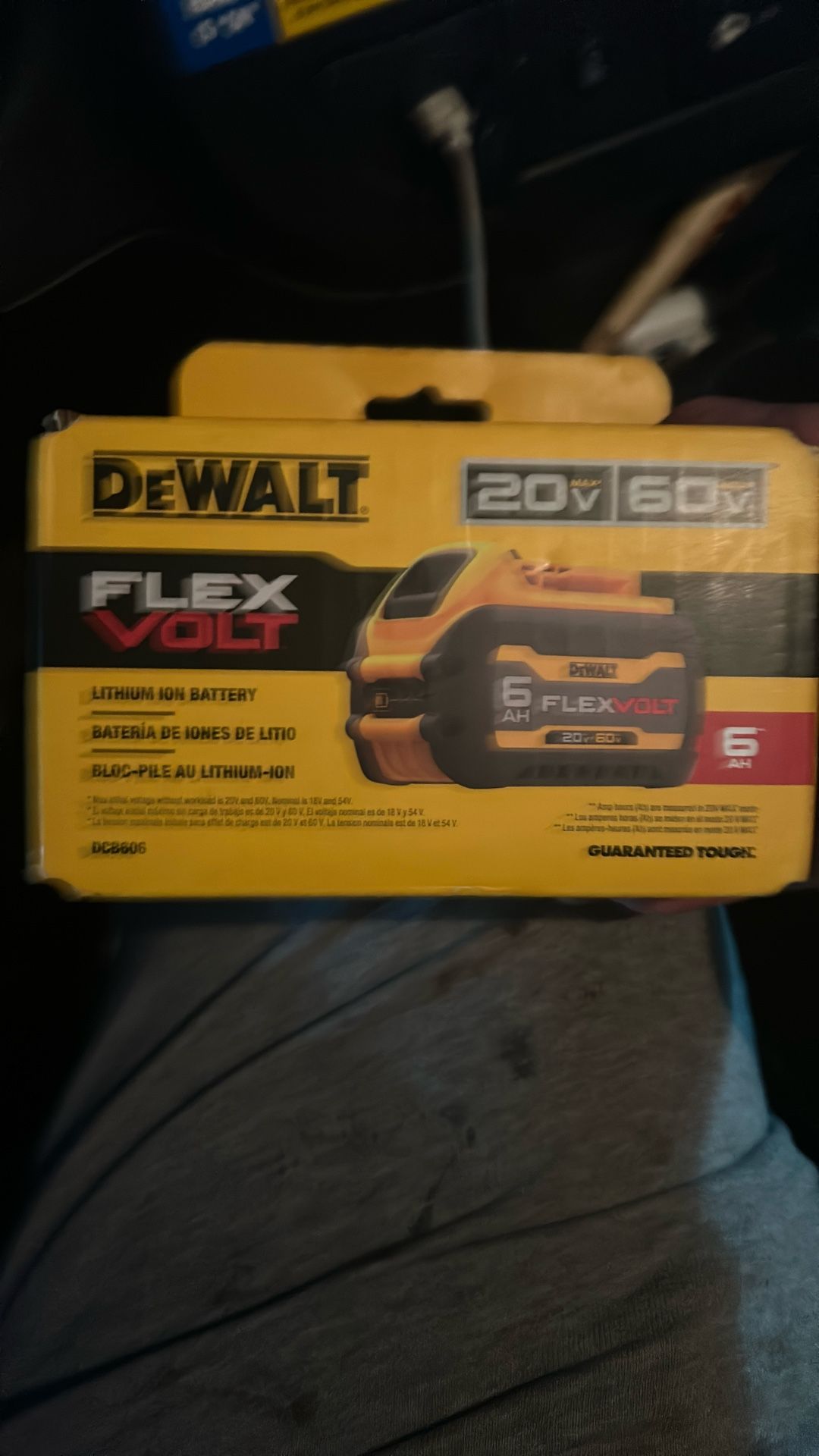 6am 60 volt Flex Volt Dewalt Battery 
