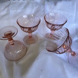 Vintage French Arcoroc Rosaline Pink Blush Champagne Coupe Glasses