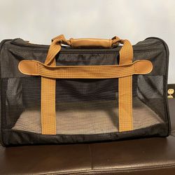 Cat/Small Dog Carrier