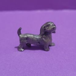 Vintage  Cast Pewter Dachshund Dog Paperweight Doll House Rustic Americana 1" Long. 