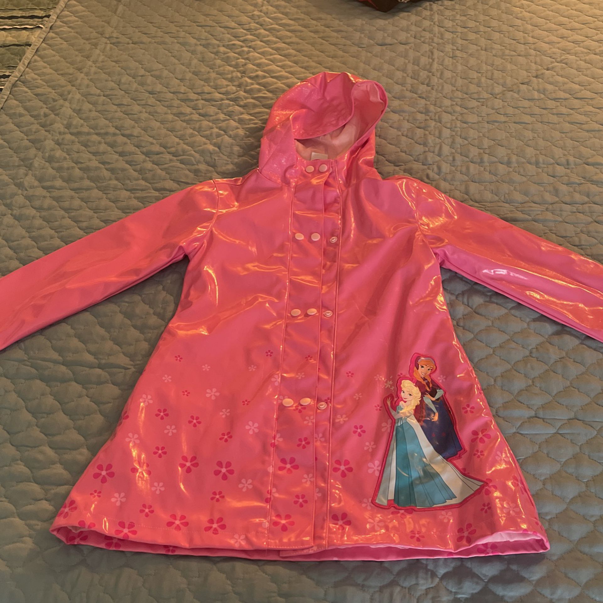 Raincoat size 6 Girls 