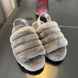 UGG Fluff Yeah Slide