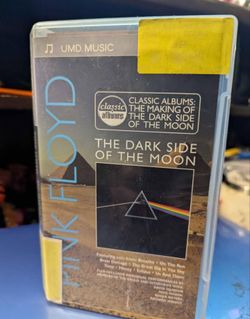 Classic Albums - Pink Floyd: The Dark Side of the Moon (UMD, 2005) 