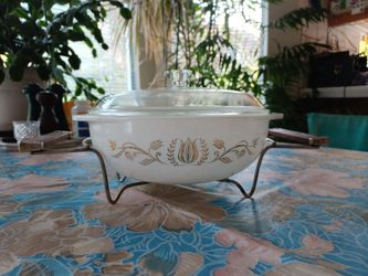 1959 Pyrex Casserole