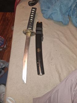 Japanese Tanto Sword with Black Scabbard