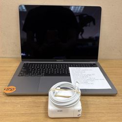 APPLE MACBOOK PRO 2022 13” M2/24GB RAM/ 1TB SSD