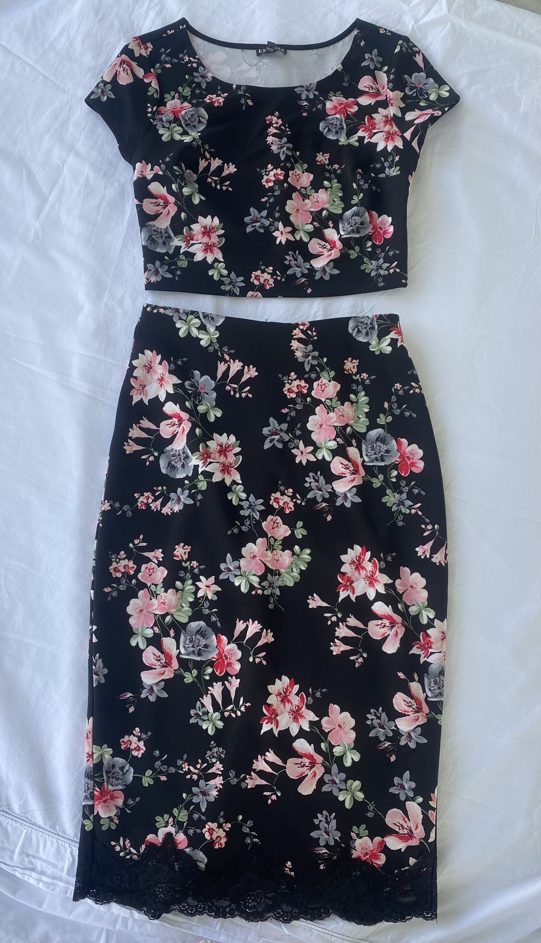 NWOT Express Set Crop Top With Pencil Skirt Size XS 