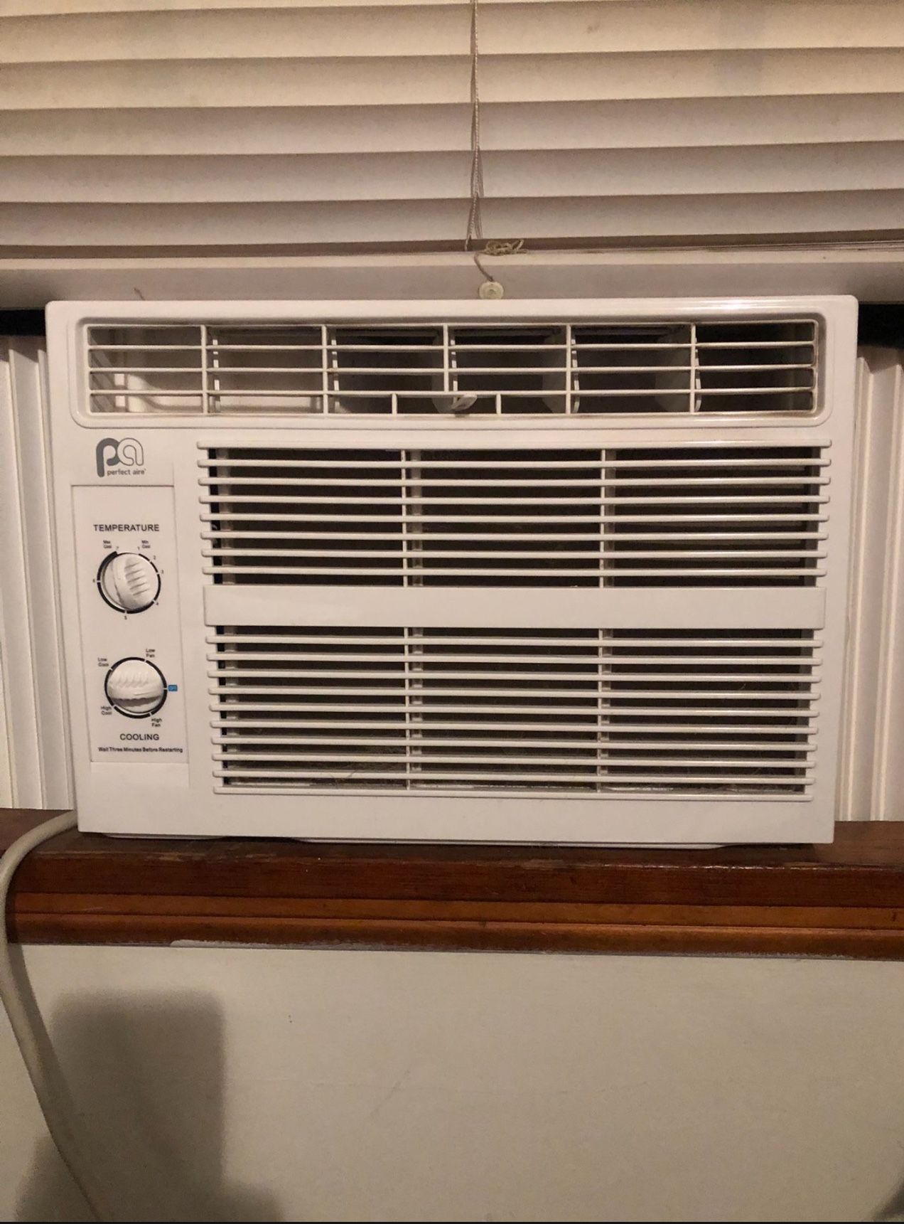 AC VERY GOOD CONDITION 