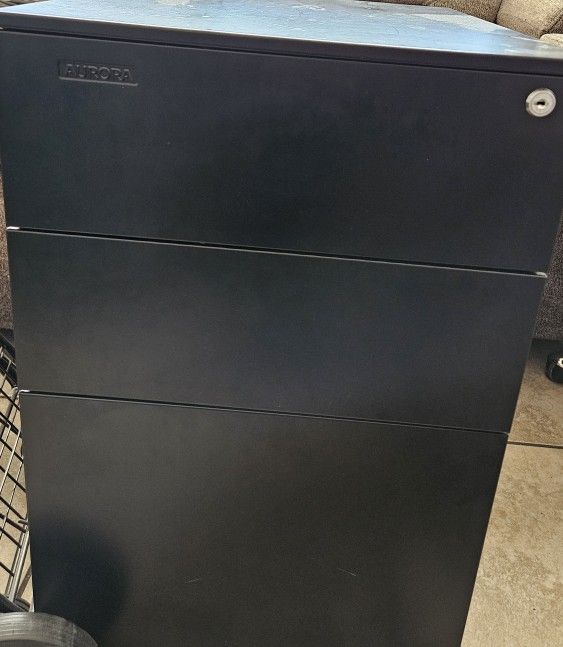 Lockable File Cabinet