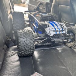 Traxxas E Revo 2.0