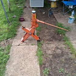 Forklift jack it's a Doosan