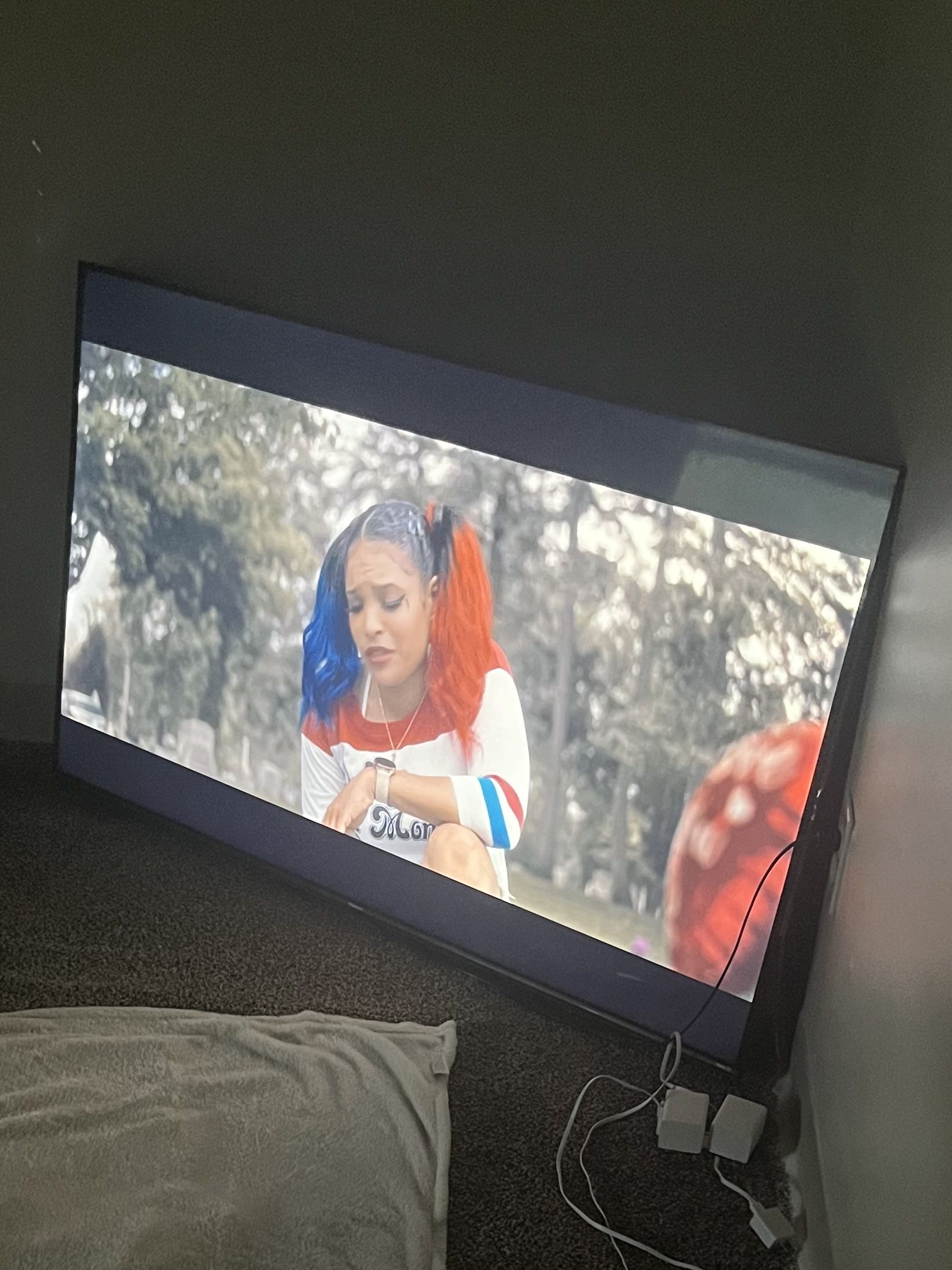 60’ Roku Tv