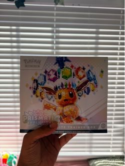 Pokemon Prismatic Evolutions ETB
