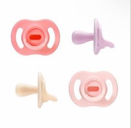 Tommee Tippee Ultra-Light StayPut Pacifier, One-Piece Silicone Design, 0-6m, 4 Pack