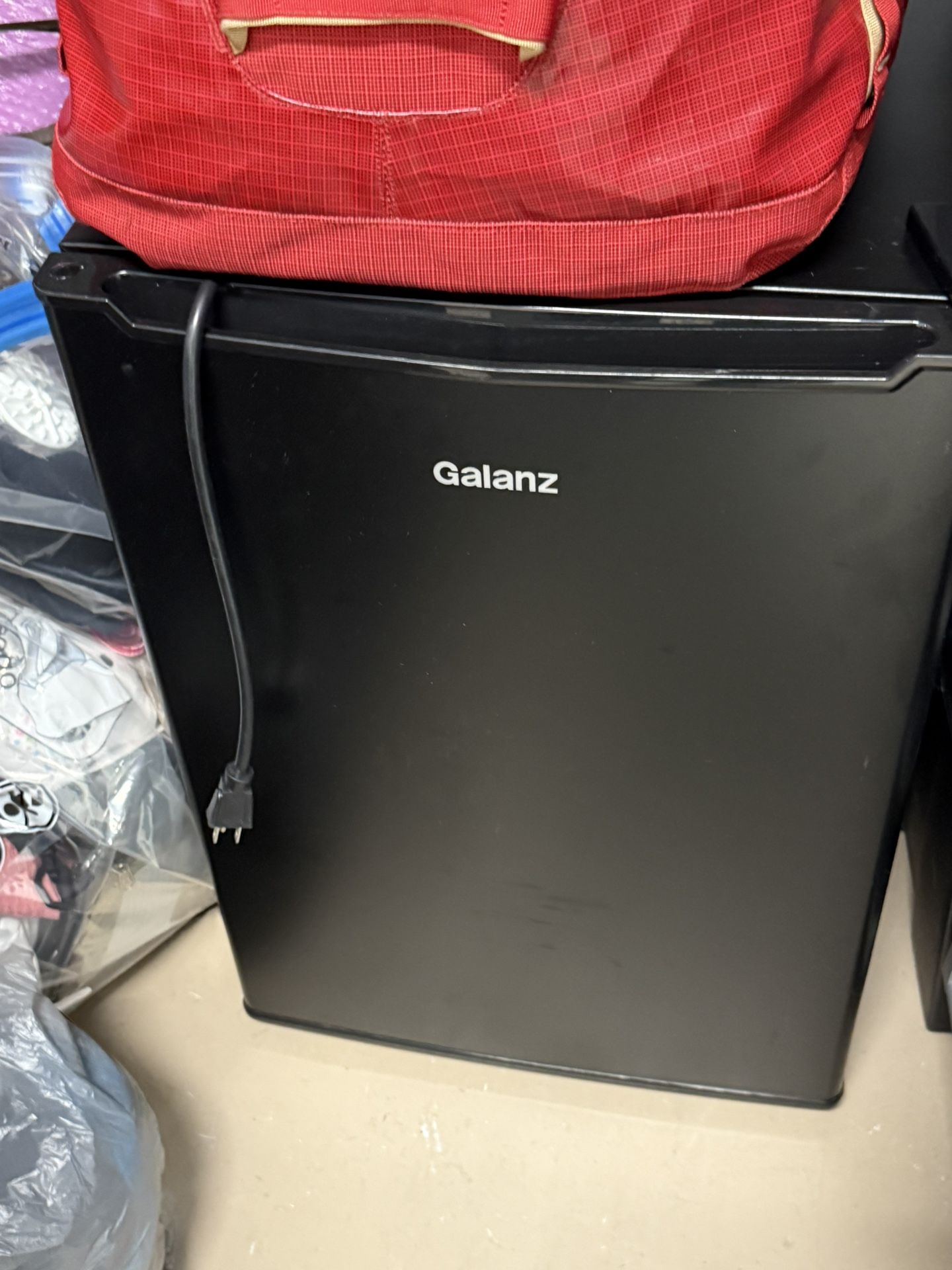 Galanz Mini Fridge- Good Condition