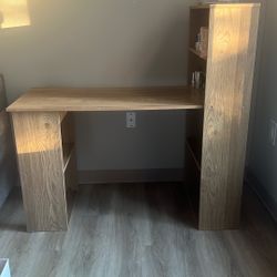 Manicure Table 