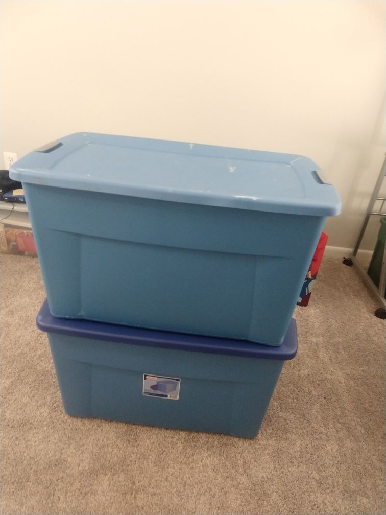 Sterilite storage containers with lids, 35 gallon