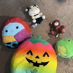 Squishmallows And Other stuffed Animals 