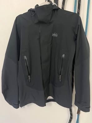 REI women’s talusphere rain jacket