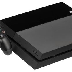 PS4 With 2 Controllers.