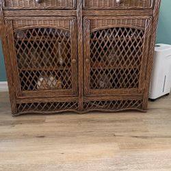  Ratan And Wicker Bar