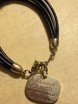 New bracelet “A friend is a gift”