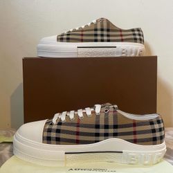 Burberry Shoes 