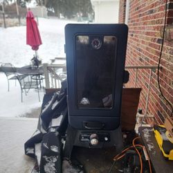 Pit Boss Electric Smoker 