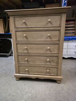 Light Brown Rustic Style 5 Drawer Tallboy Dresser