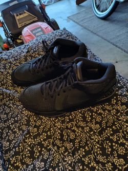 Kobe 9s Black Mamba Size 13 mens