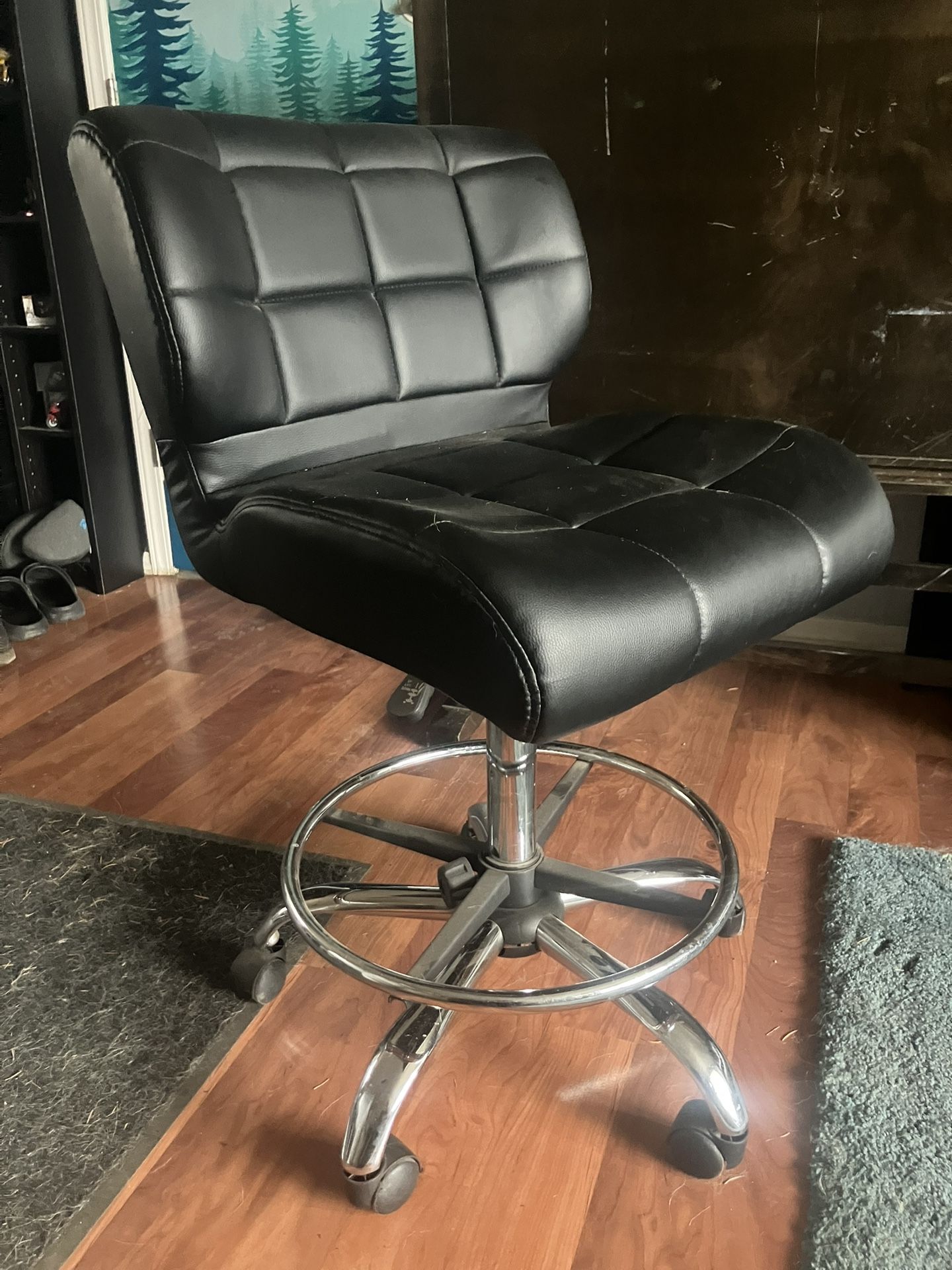 Leather Artist chair