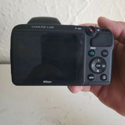 Nikon Coolpix L320