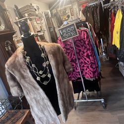 Mt. Vernon Vintage Pre-Sale Event Part 2