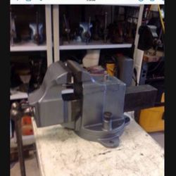 Prentiss 22 Vise / 6 Inch Swivel Jaws / Opens 10 Inches / Swivel Base /  165 Pounds 