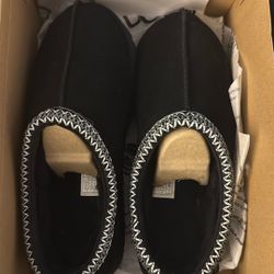 Ugg Slippers Size 12