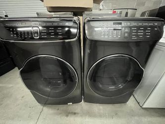 Samsung Flex Washer and Dryer Set