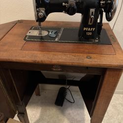 Antique Pfaff 130 Sewing Machine & Cabinet