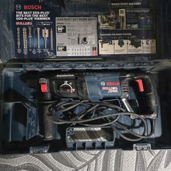 Bulldog Xtreme 8 Amp 1 in. Corded Variable Speed SDS-Plus Concrete/Masonry Rotary Hammer Drill with Carrying Case