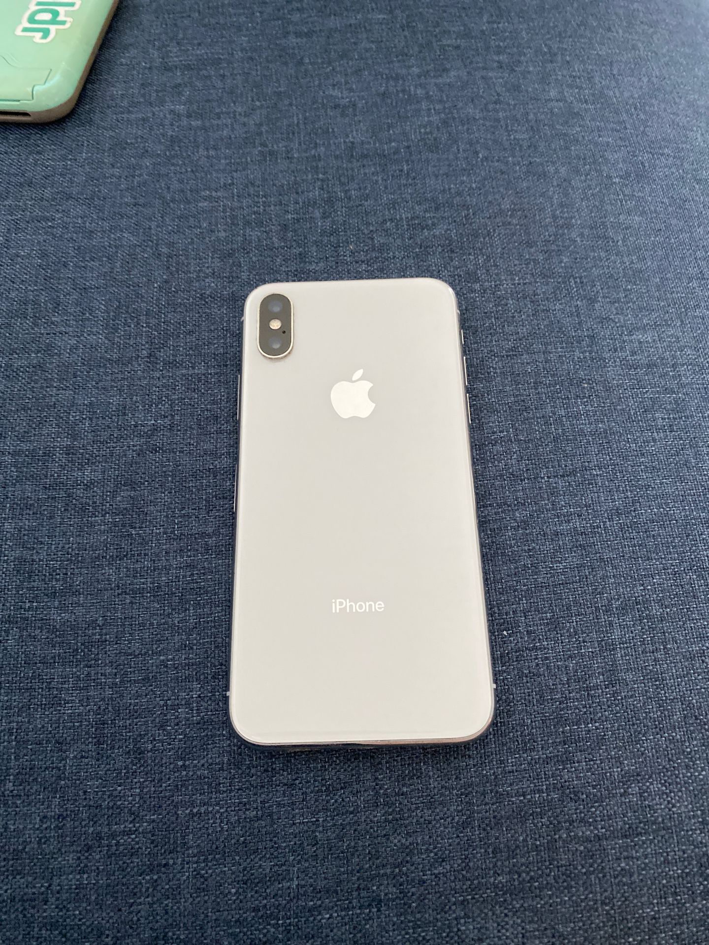 Silver IPhone X 256 GB Unlocked
