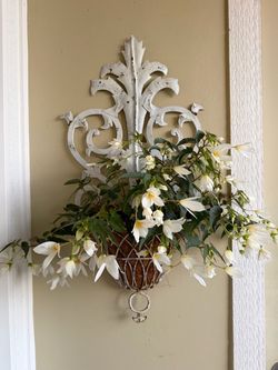 Wall Mounted Plant Hanger