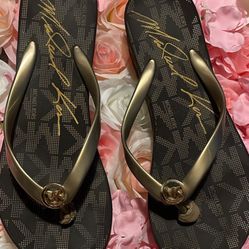 Sandals Michael Kors . Size 8 .  For 20 